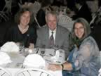 Sharon Dickenson, husband Ken Meltz, with Lee (39kb)